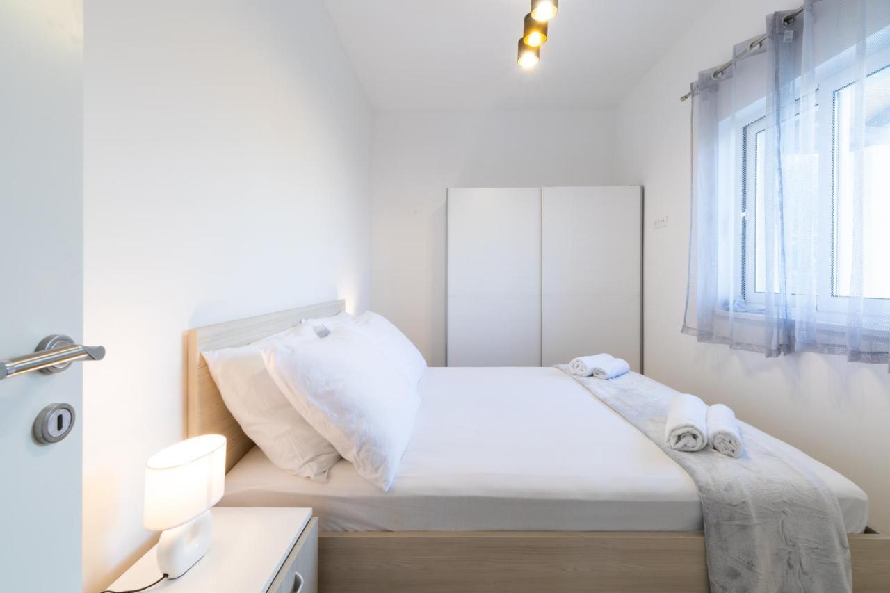 Vila Apartments Marina Blato  Kültér fotó