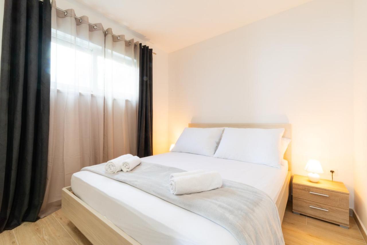 Vila Apartments Marina Blato  Kültér fotó