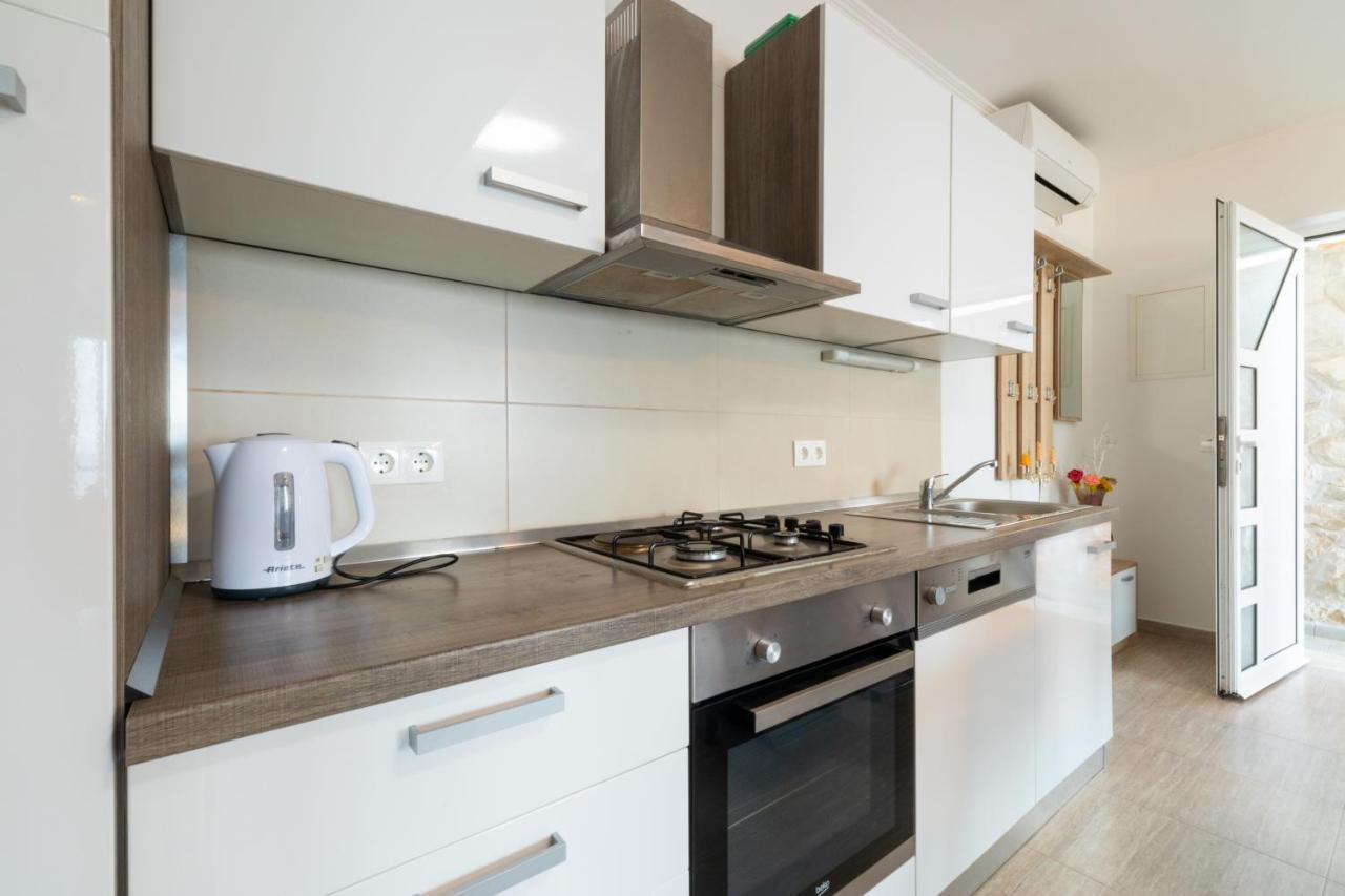 Vila Apartments Marina Blato  Kültér fotó